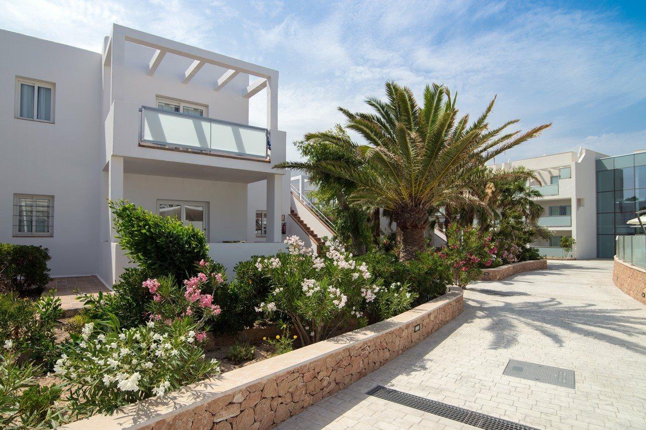 Blanco Hotel Formentera Es Pujols Kültér fotó