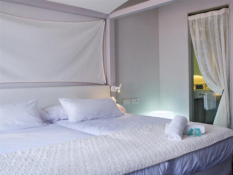Blanco Hotel Formentera Es Pujols Kültér fotó